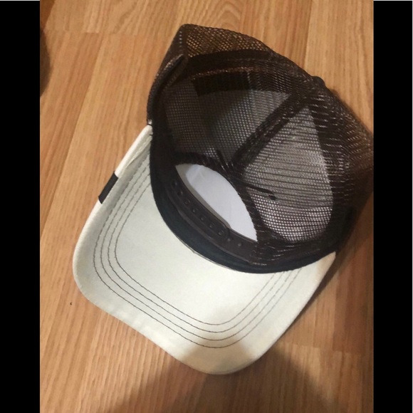 Hat - Picture 3 of 3